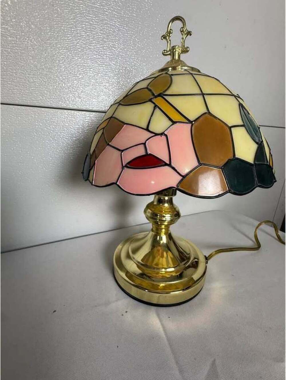 Tiffany Style Stained Glass  (plastic) Table Lamp with Brass Base